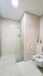 Lakeville (D22), Condominium #585427851
